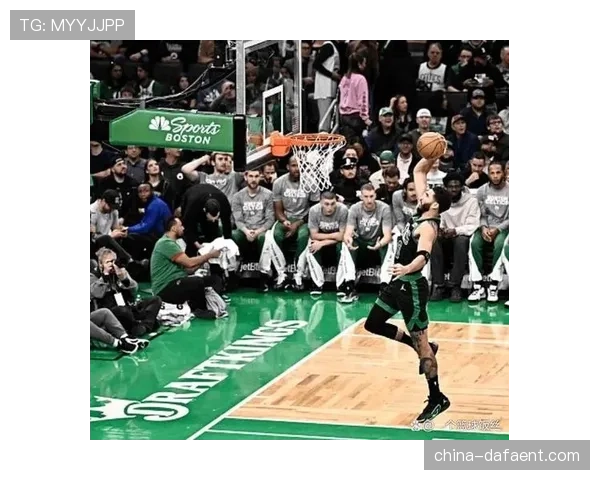 塔图姆攻防一体属性提升 数据全面性助球队稳居前列