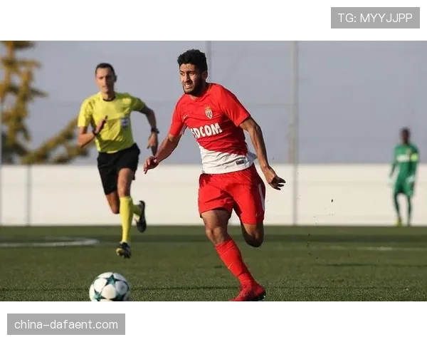 摩纳哥赛季低谷期战术调整：十一月到一月战绩下滑的体系性问题